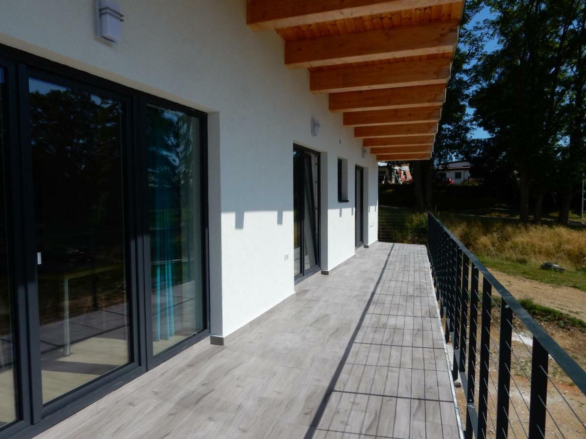 Apartmány Eva Rynešová Lipno nad Vltavou Exterior foto